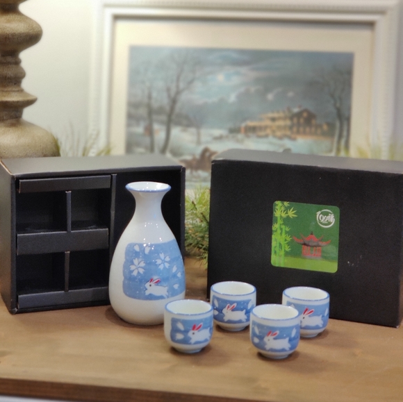 Rabbit Sake Set - Picture 7 of 9